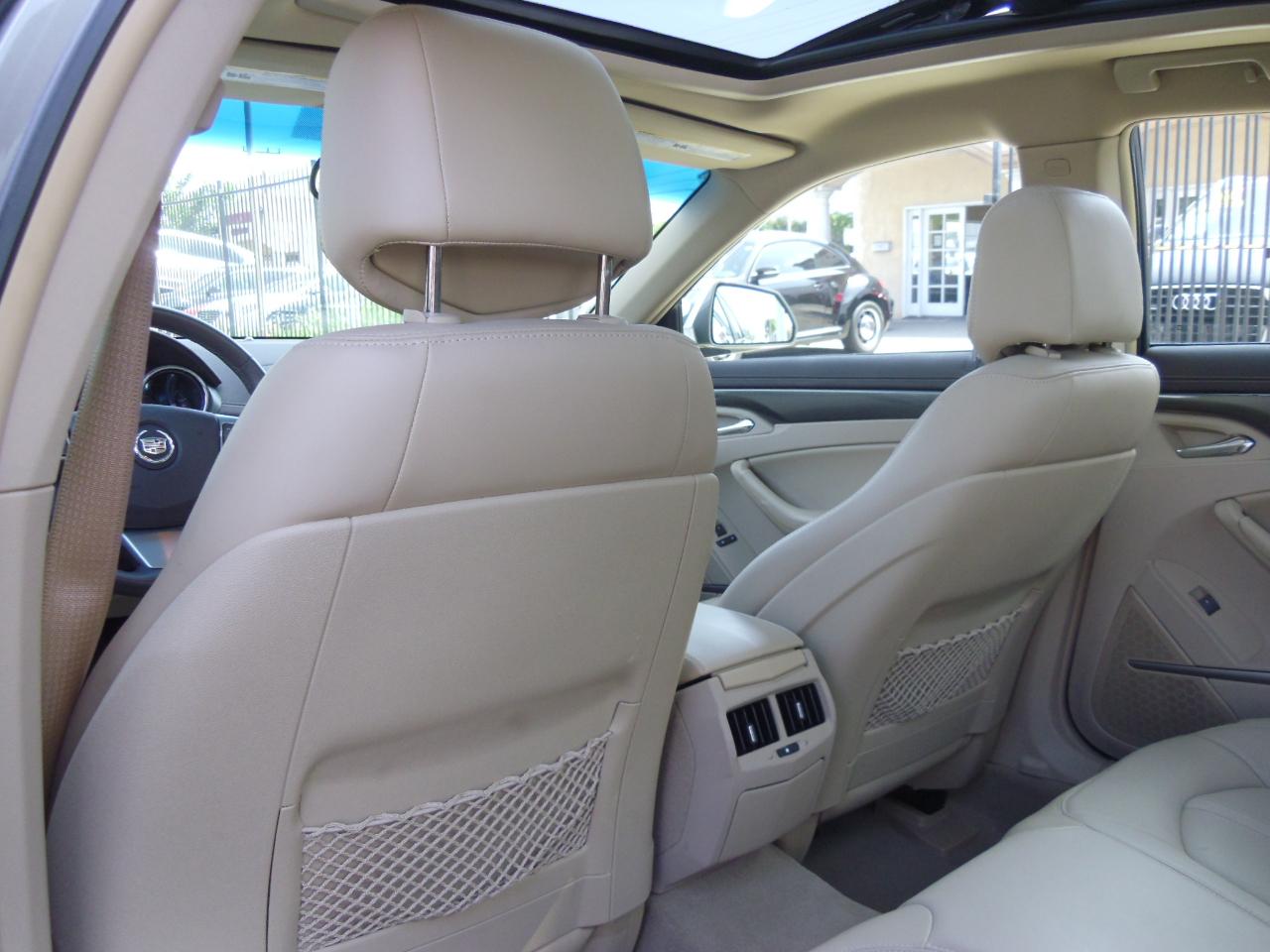 Cadillac CTS Sedan 4dr Sdn 3.6L Performance AWD 2010