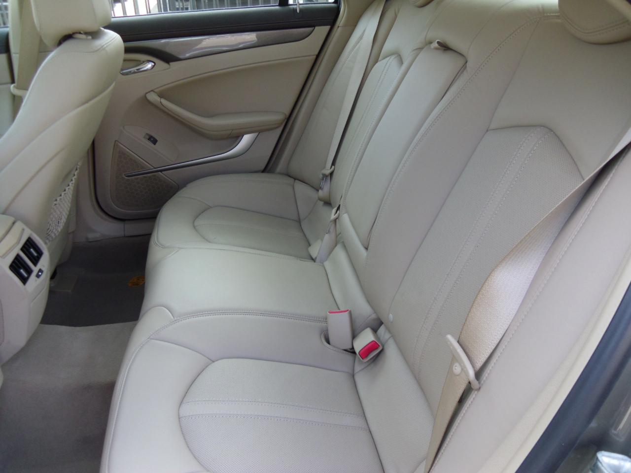 Cadillac CTS Sedan 4dr Sdn 3.6L Performance AWD 2010