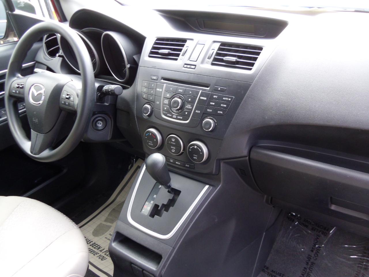 Mazda MAZDA5 4dr Wgn Auto Sport 2012