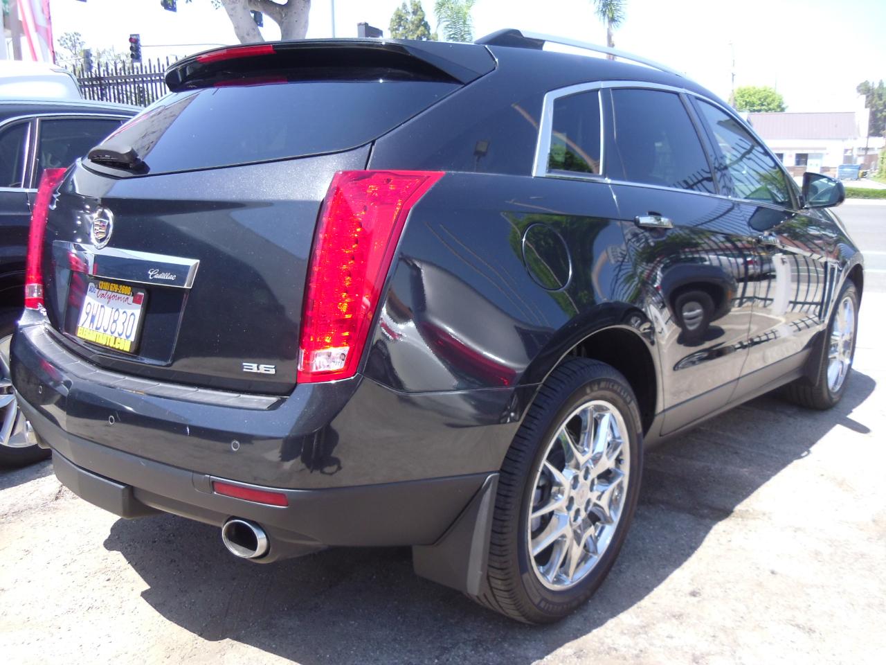 Cadillac SRX FWD 4dr Performance Collection 2013