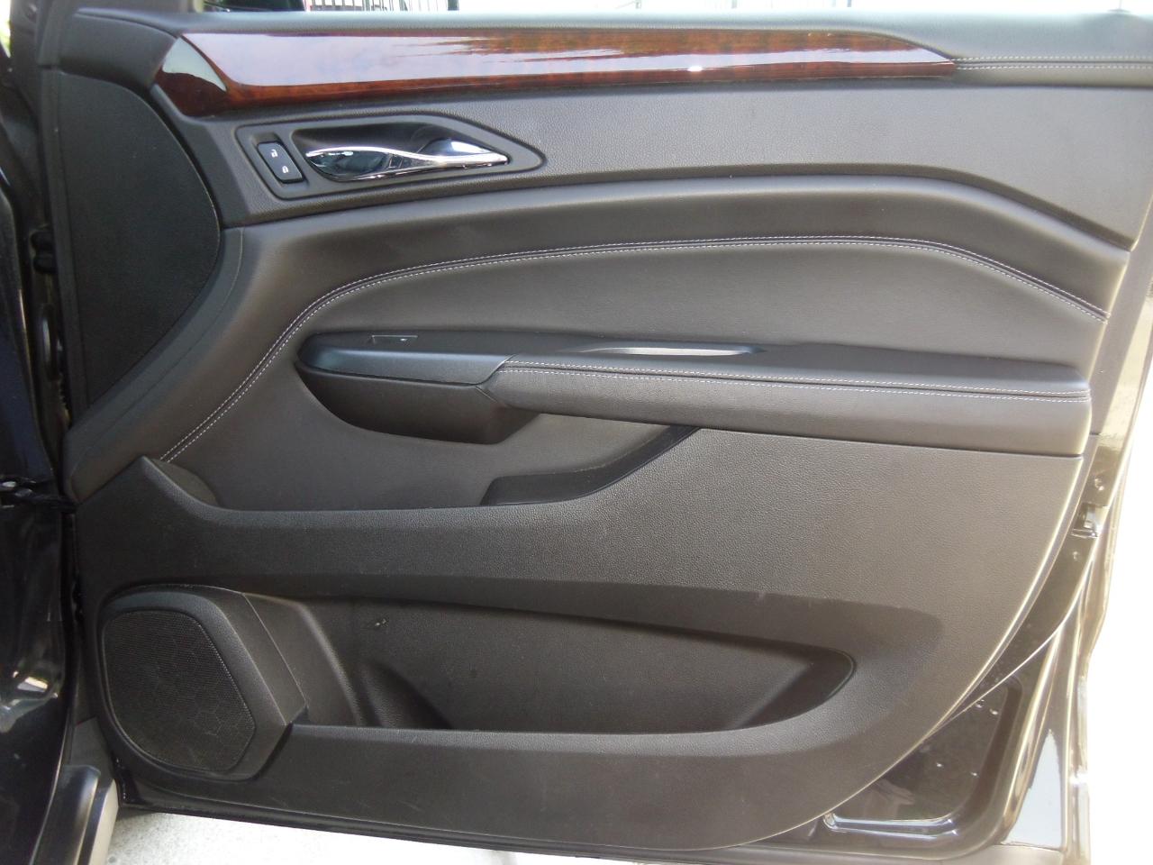 Cadillac SRX FWD 4dr Performance Collection 2013