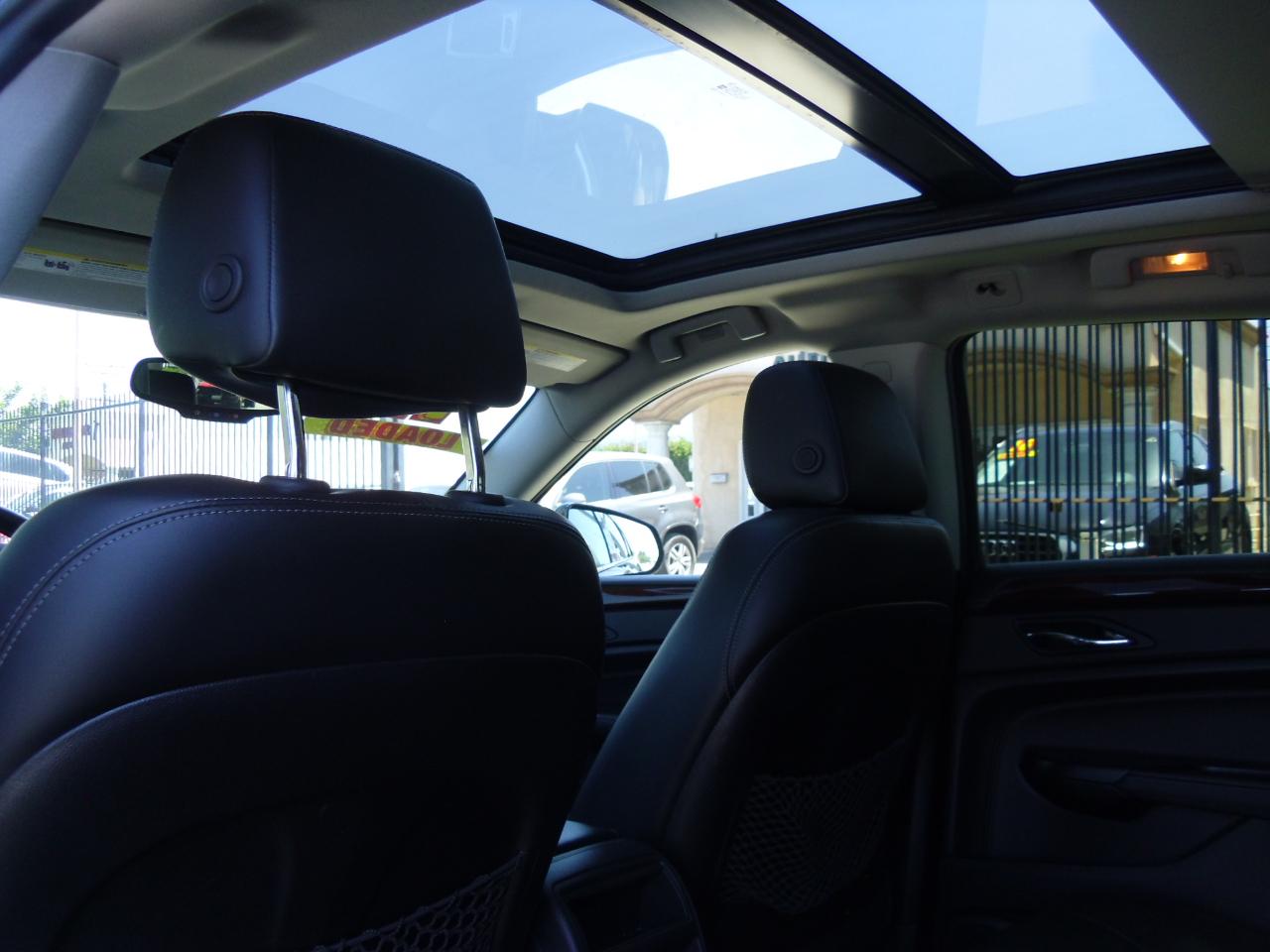 Cadillac SRX FWD 4dr Performance Collection 2013