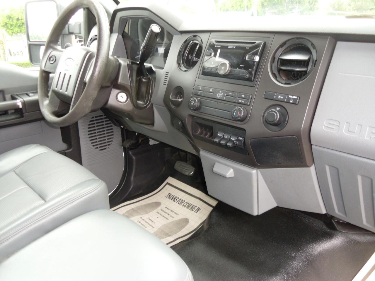 Ford Super Duty F-350 SRW 2WD Reg Cab 141" WB 60" CA XL 2016