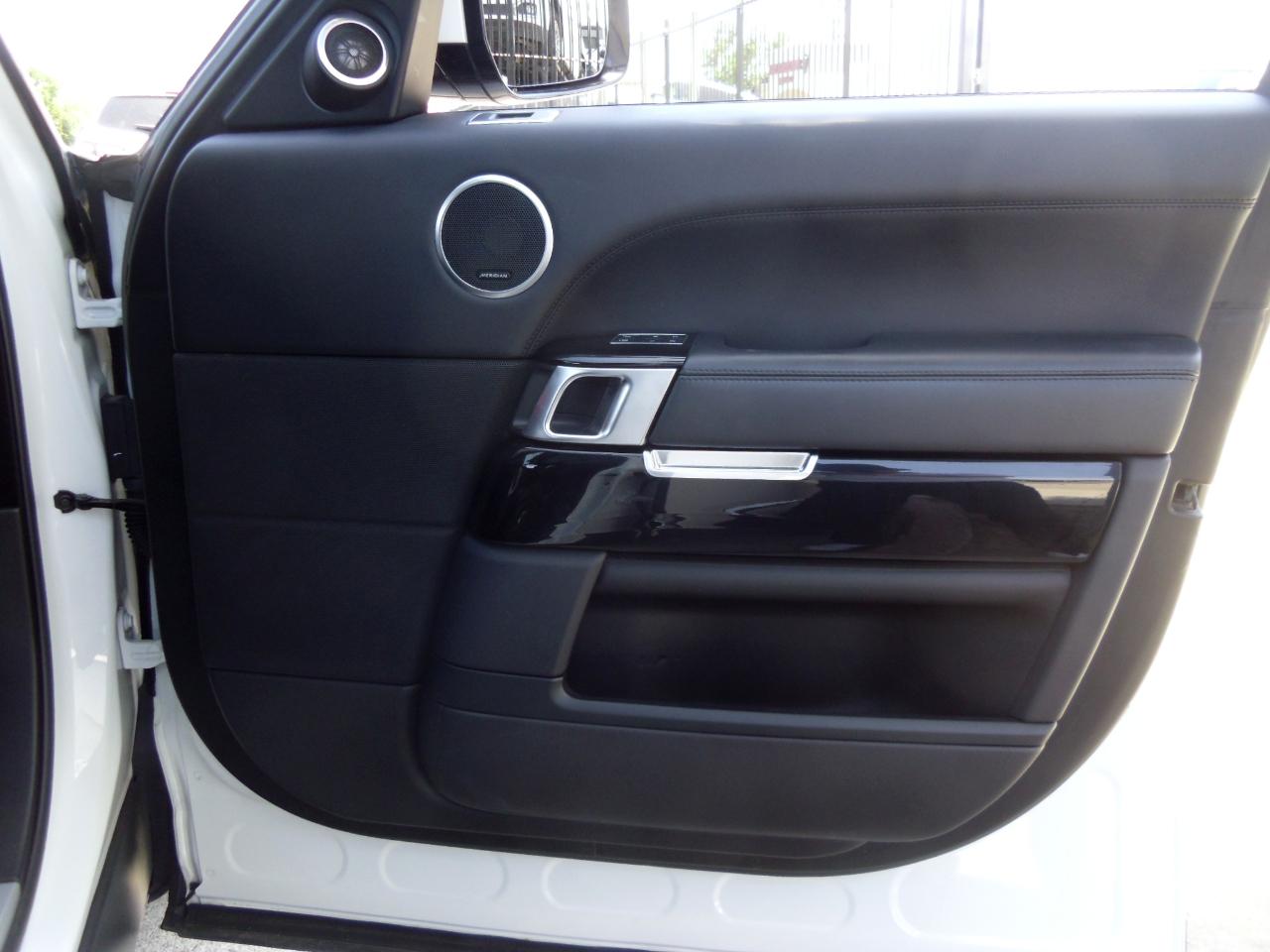 Land Rover Range Rover 4WD 4dr Supercharged 2016