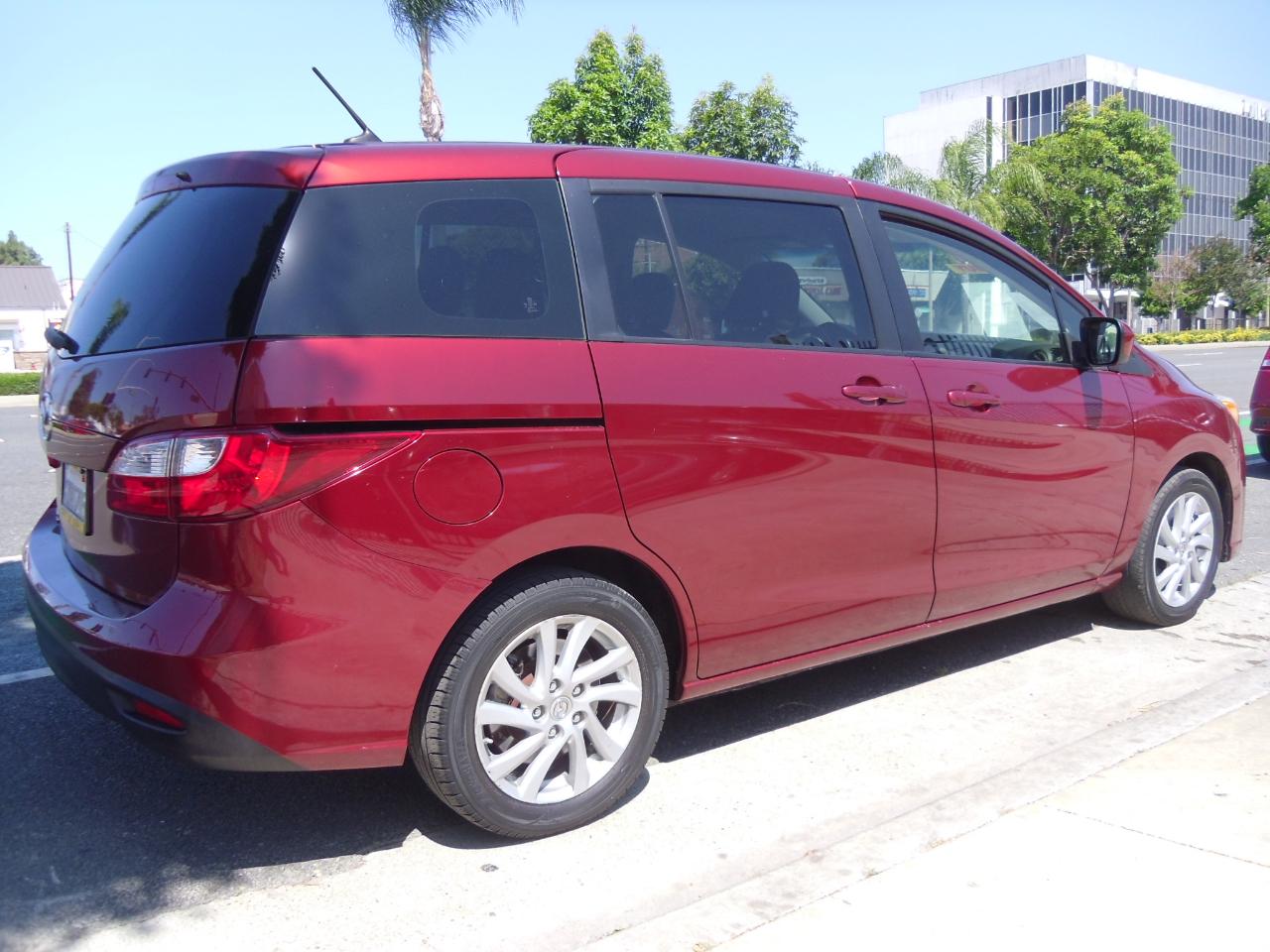 Mazda MAZDA5 4dr Wgn Auto Sport 2012