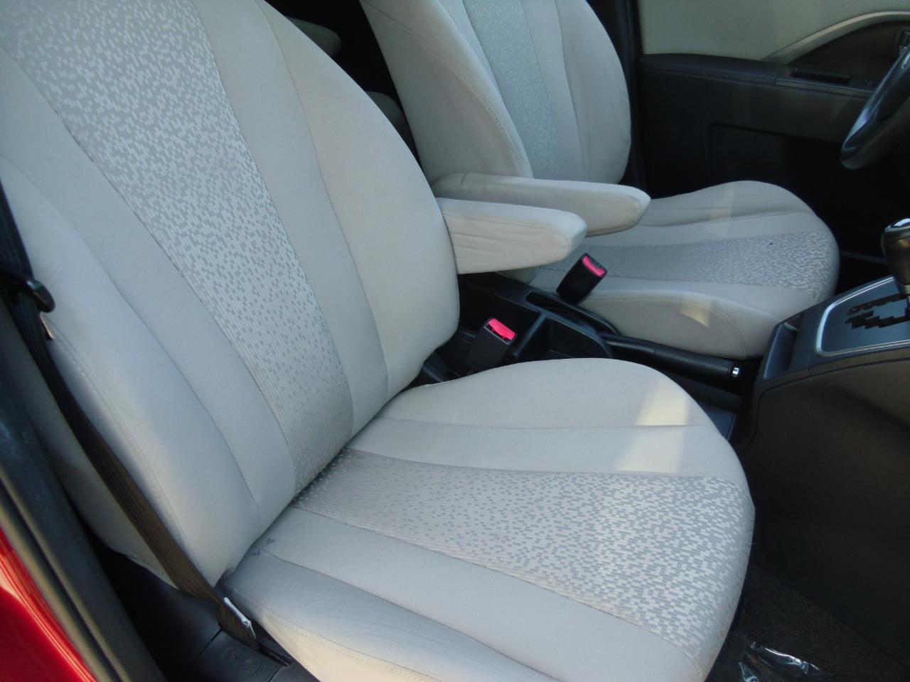 Mazda MAZDA5 4dr Wgn Auto Sport 2012