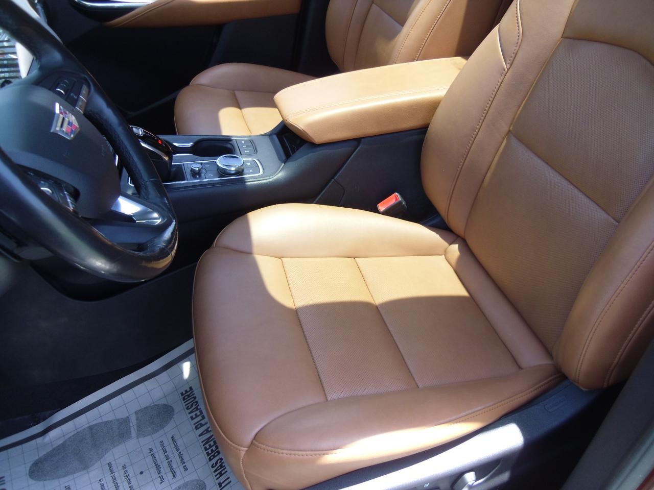 Cadillac XT4 FWD 4dr Premium Luxury 2020