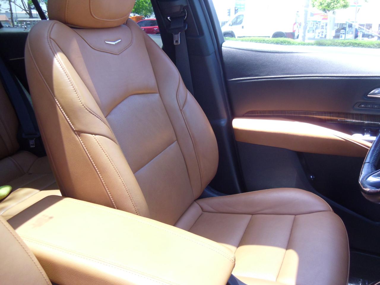 Cadillac XT4 FWD 4dr Premium Luxury 2020