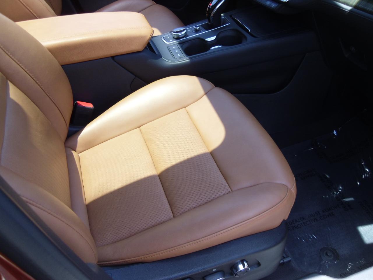 Cadillac XT4 FWD 4dr Premium Luxury 2020