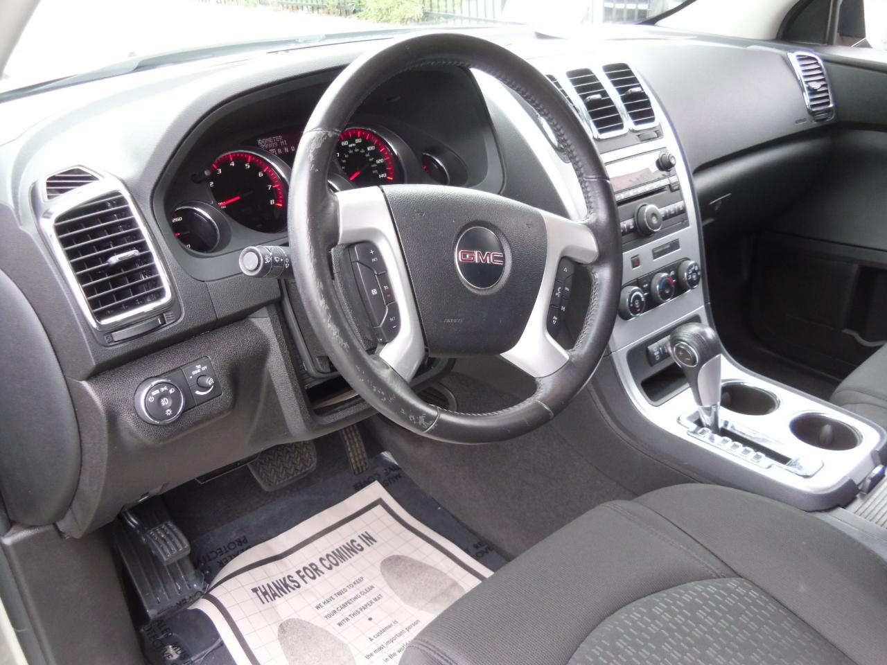 GMC Acadia FWD 4dr SLE 2012