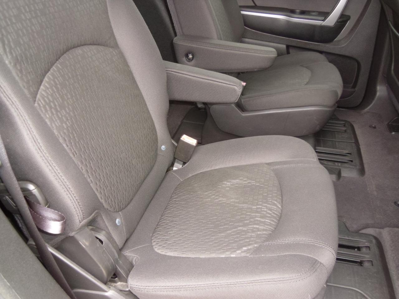 GMC Acadia FWD 4dr SLE 2012
