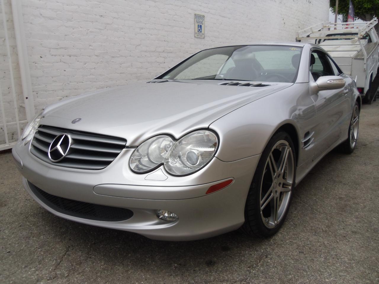 Mercedes-Benz SL-Class 2dr Roadster 5.0L 2005