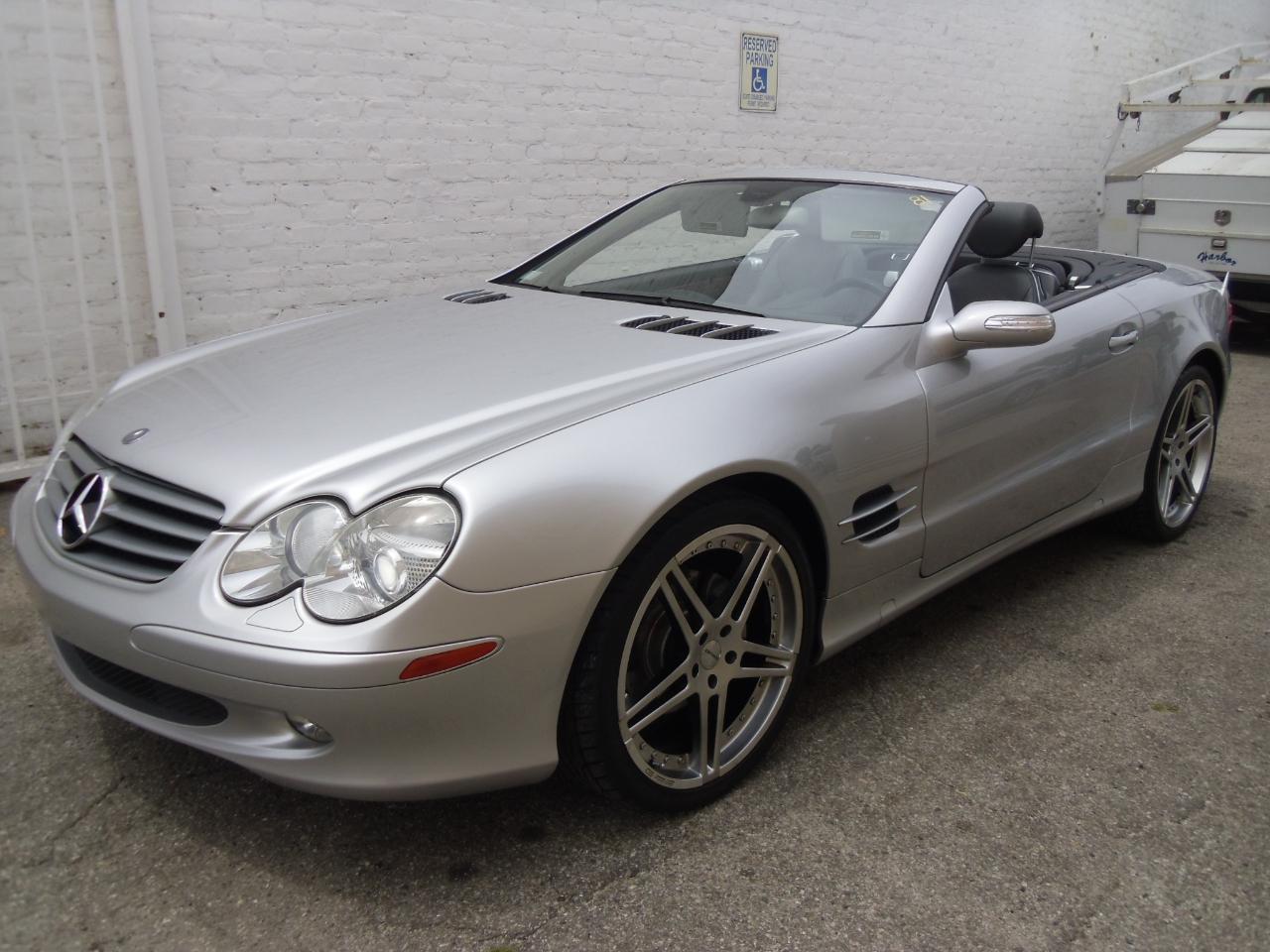 Mercedes-Benz SL-Class 2dr Roadster 5.0L 2005