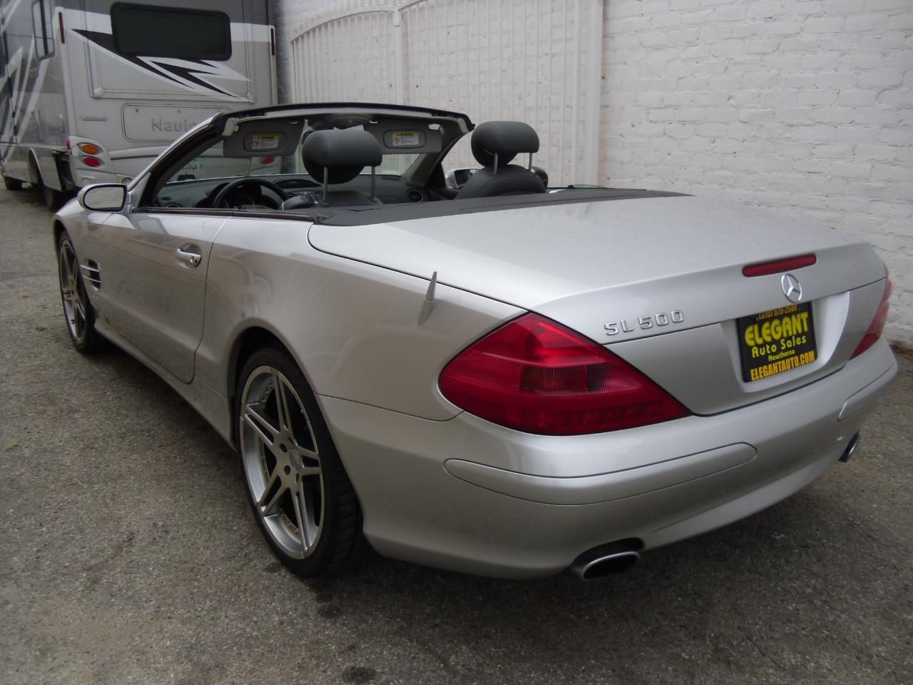 Mercedes-Benz SL-Class 2dr Roadster 5.0L 2005