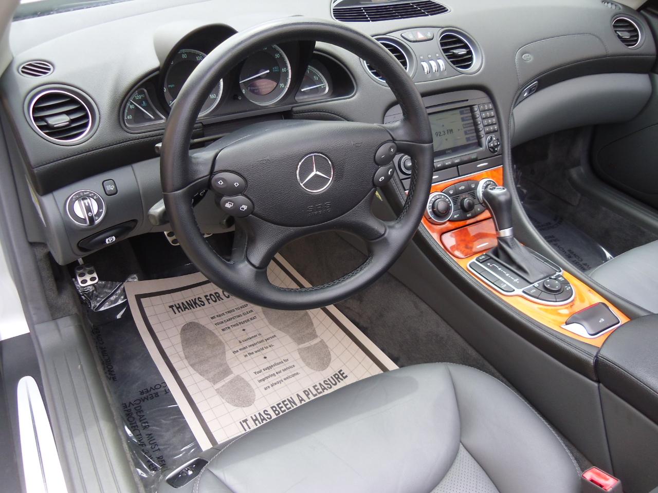 Mercedes-Benz SL-Class 2dr Roadster 5.0L 2005