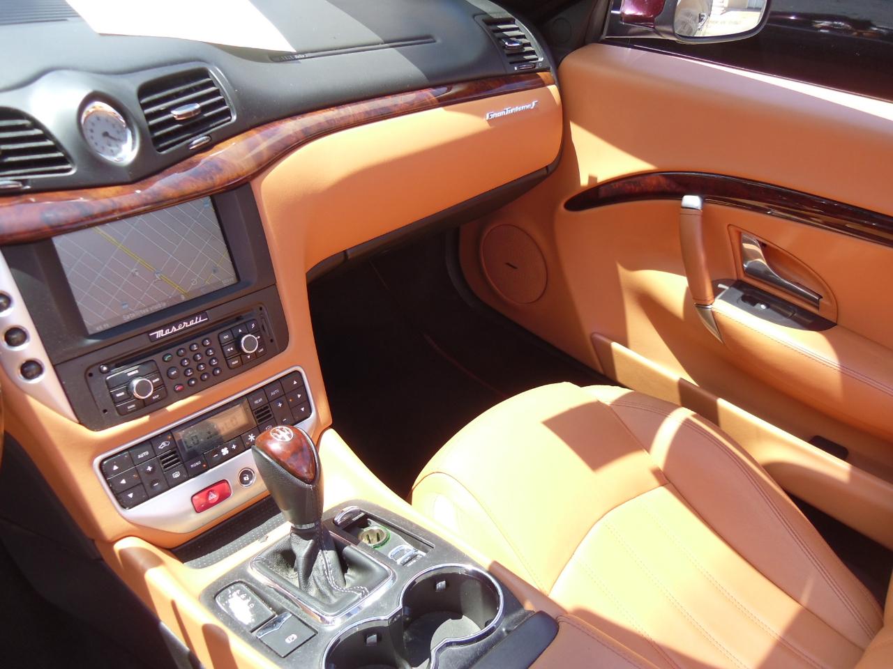 Maserati GranTurismo Convertible 2dr Conv GranTurismo 2010