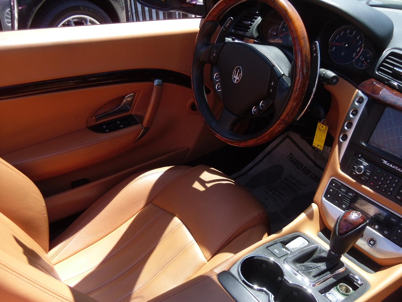 Maserati GranTurismo Convertible 2dr Conv GranTurismo 2010