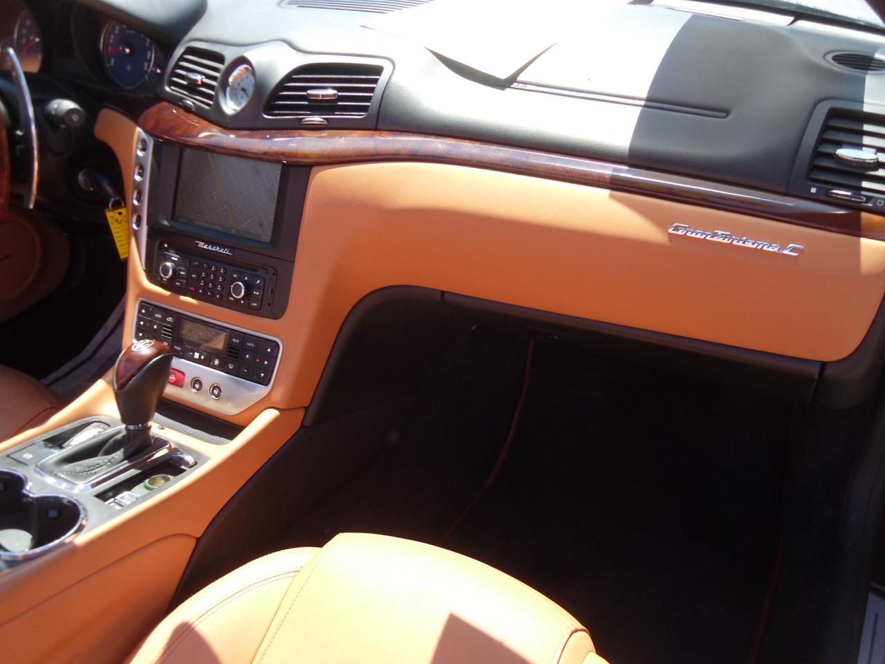 Maserati GranTurismo Convertible 2dr Conv GranTurismo 2010