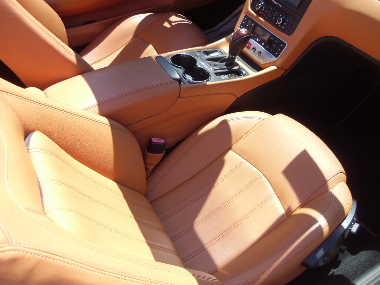 Maserati GranTurismo Convertible 2dr Conv GranTurismo 2010