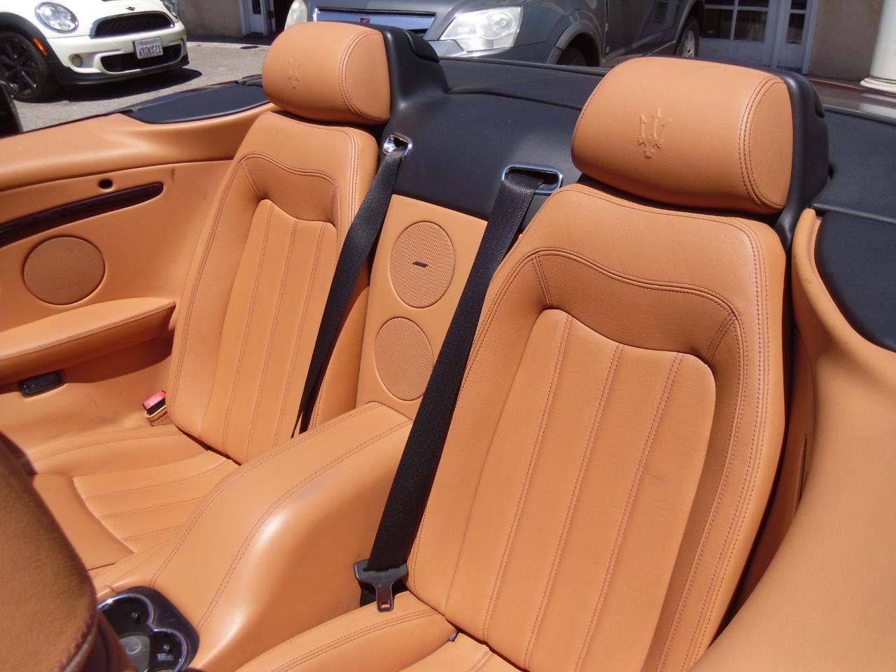 Maserati GranTurismo Convertible 2dr Conv GranTurismo 2010