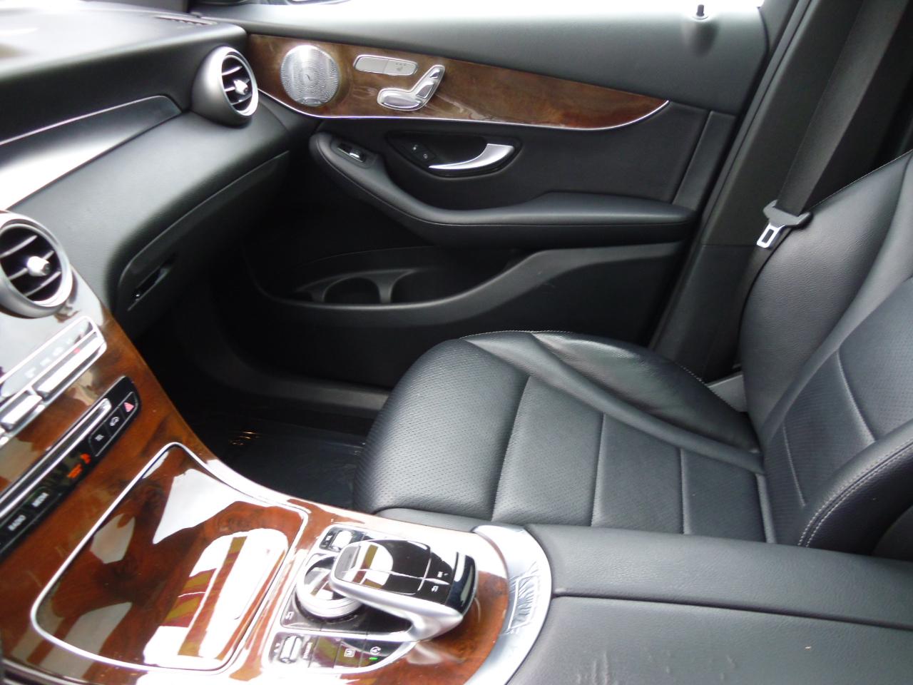 Mercedes-Benz GLC GLC 300 SUV 2017