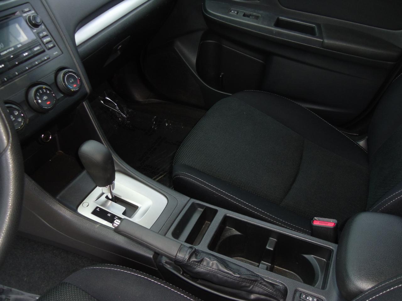 Subaru XV Crosstrek 5dr Auto 2.0i Premium 2013