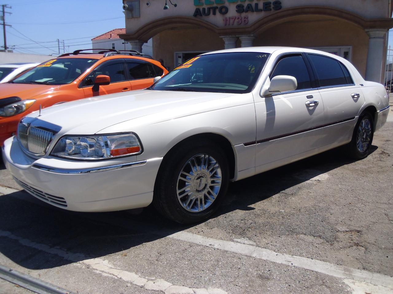 Lincoln Town Car 4dr Sdn Signature Limited 2007