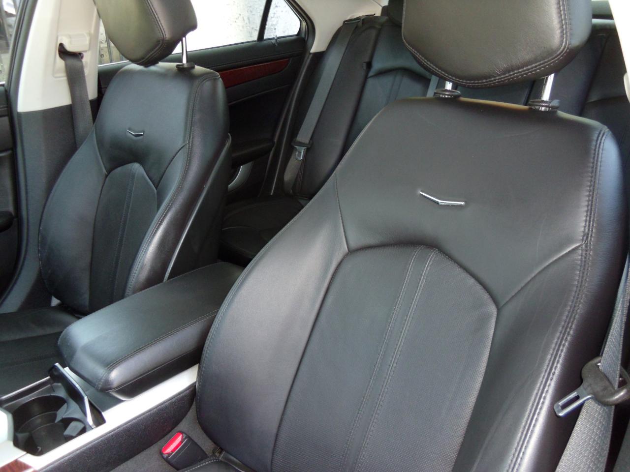 Cadillac CTS 4dr Sdn RWD w/1SB 2008