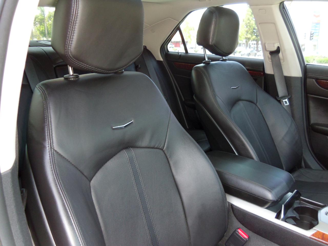 Cadillac CTS 4dr Sdn RWD w/1SB 2008