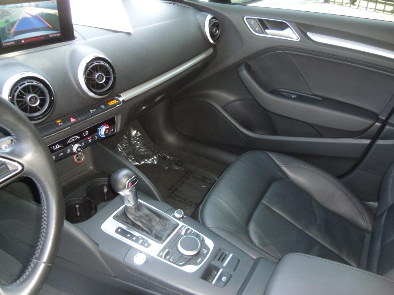 Audi A3 4dr Sdn FWD 1.8T Premium 2016