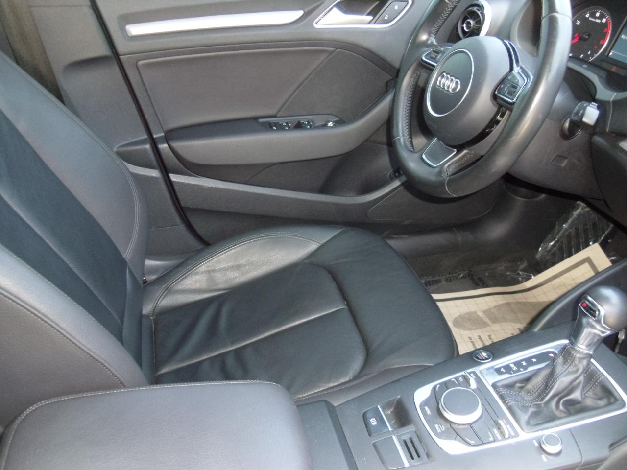 Audi A3 4dr Sdn FWD 1.8T Premium 2016