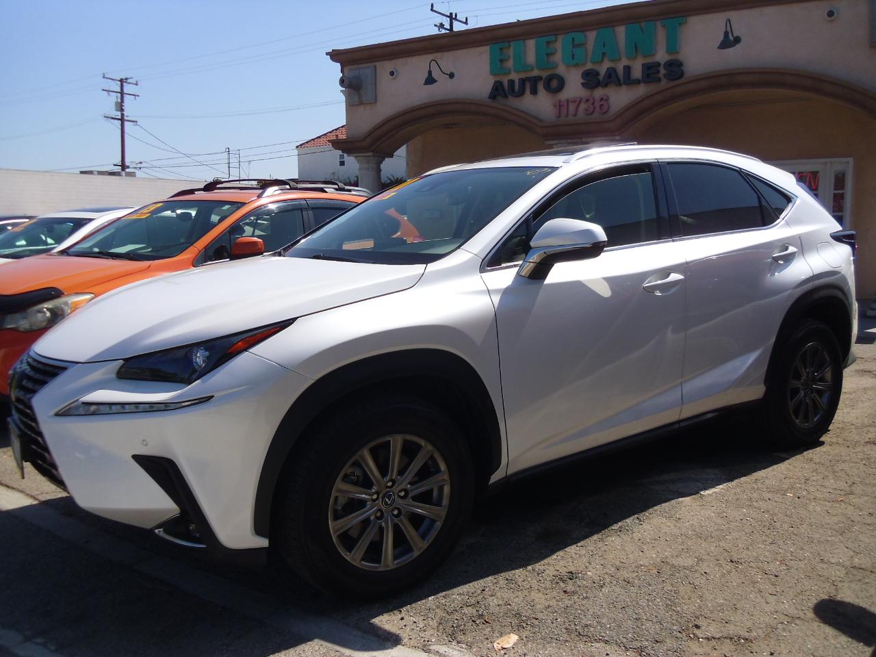 Lexus NX NX 300 FWD 2020