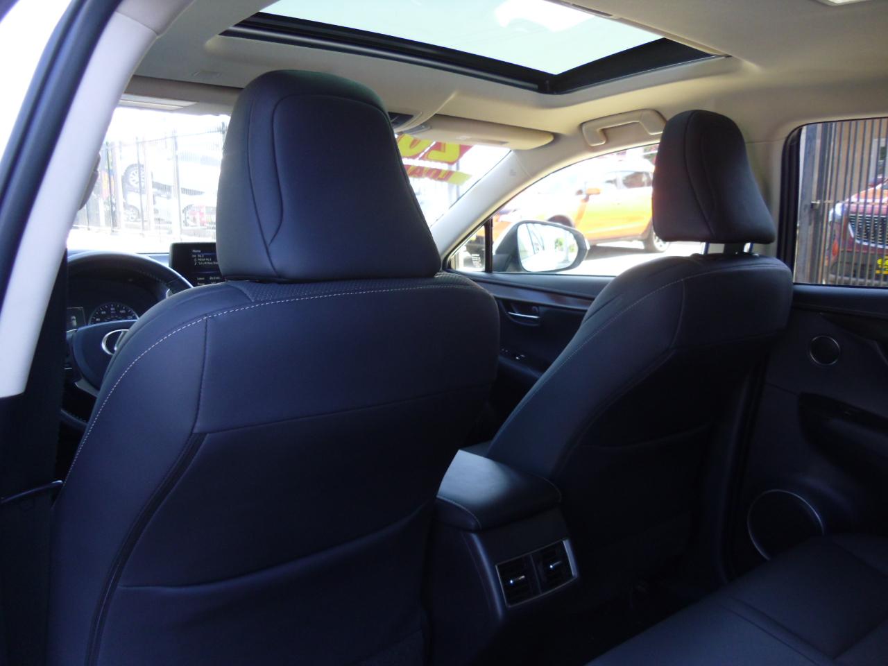 Lexus NX NX 300 FWD 2020