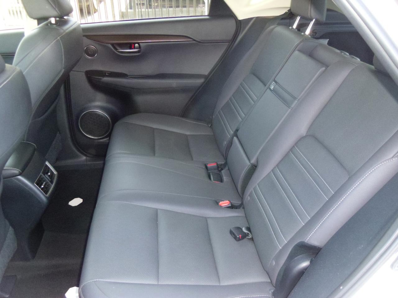 Lexus NX NX 300 FWD 2020