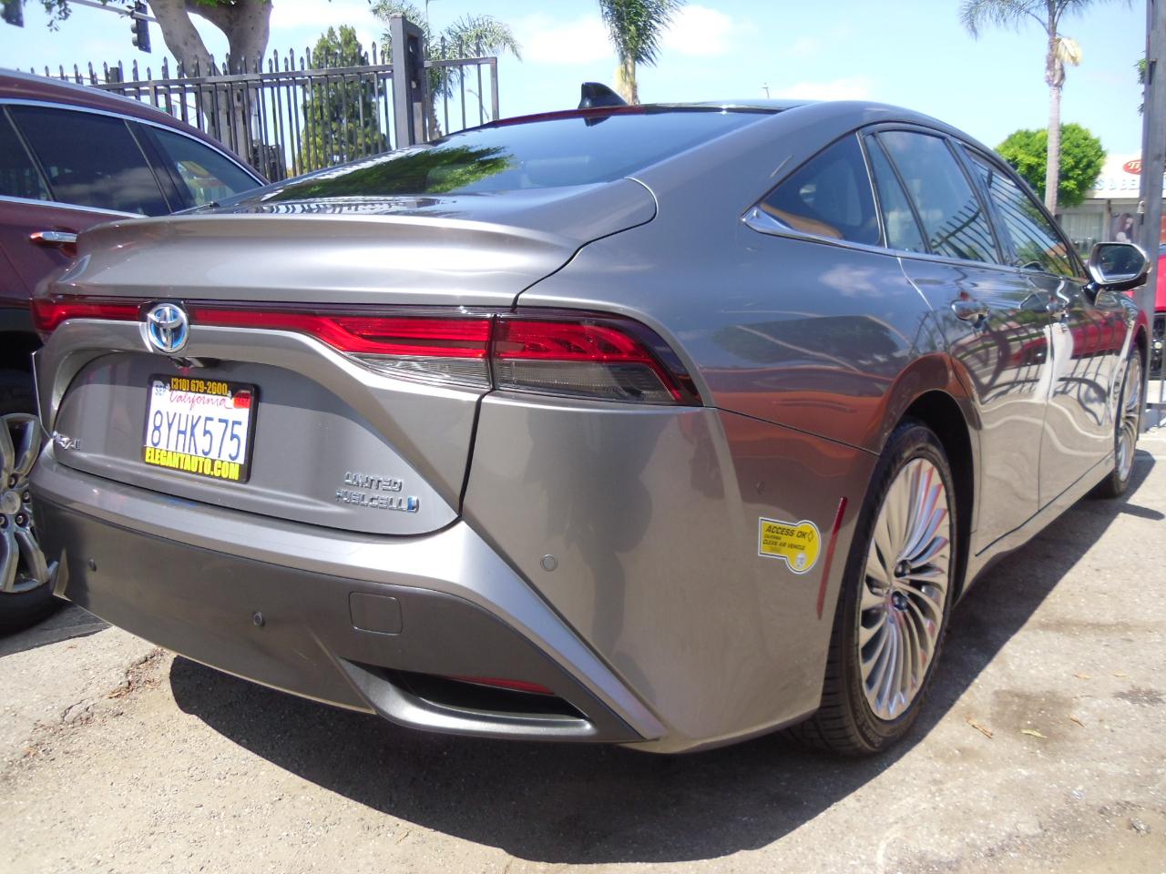 Toyota Mirai Limited Sedan 2021