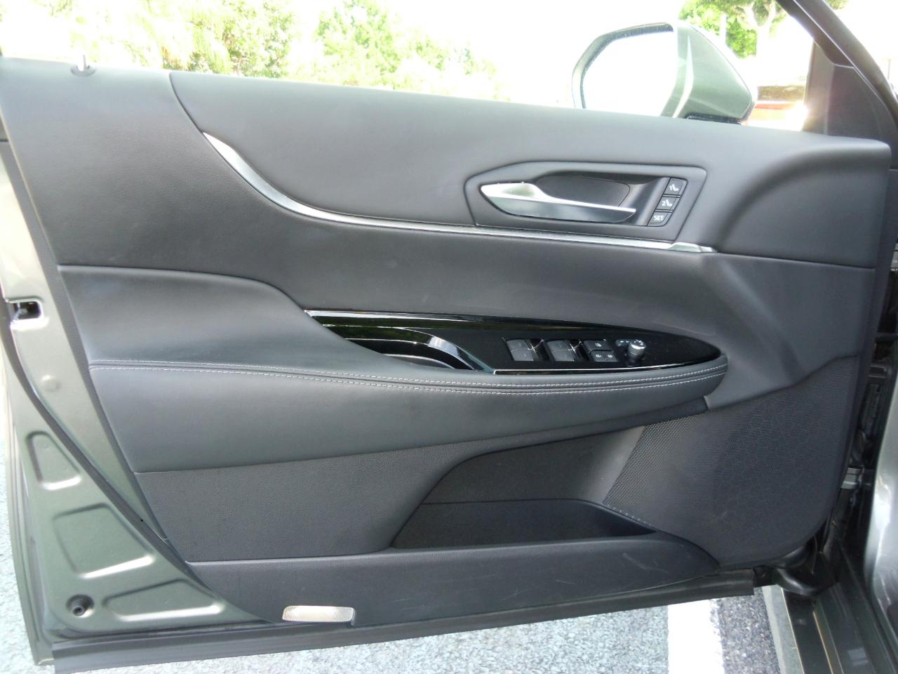 Toyota Mirai Limited Sedan 2021