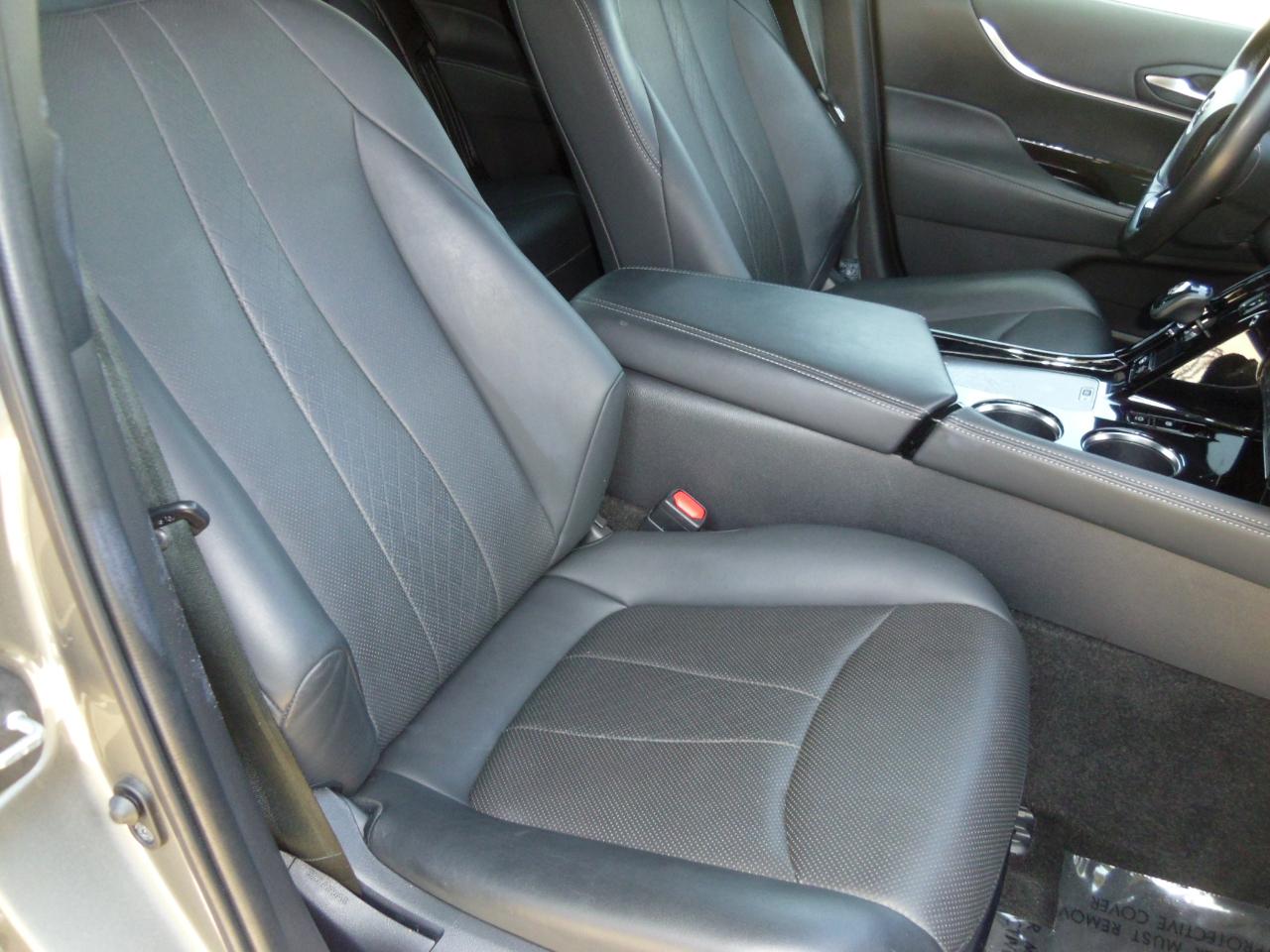 Toyota Mirai Limited Sedan 2021