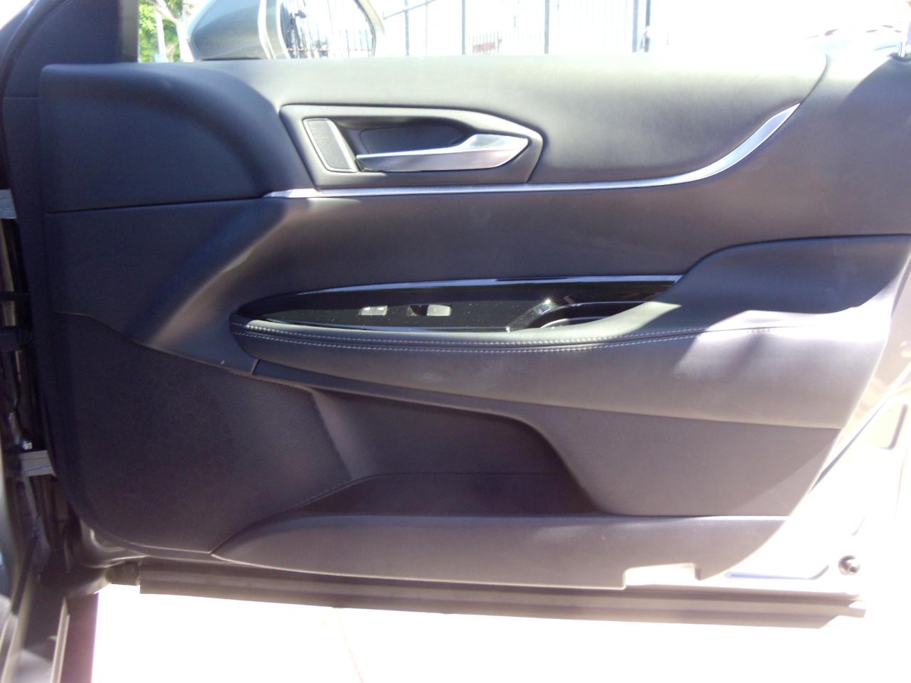 Toyota Mirai Limited Sedan 2021