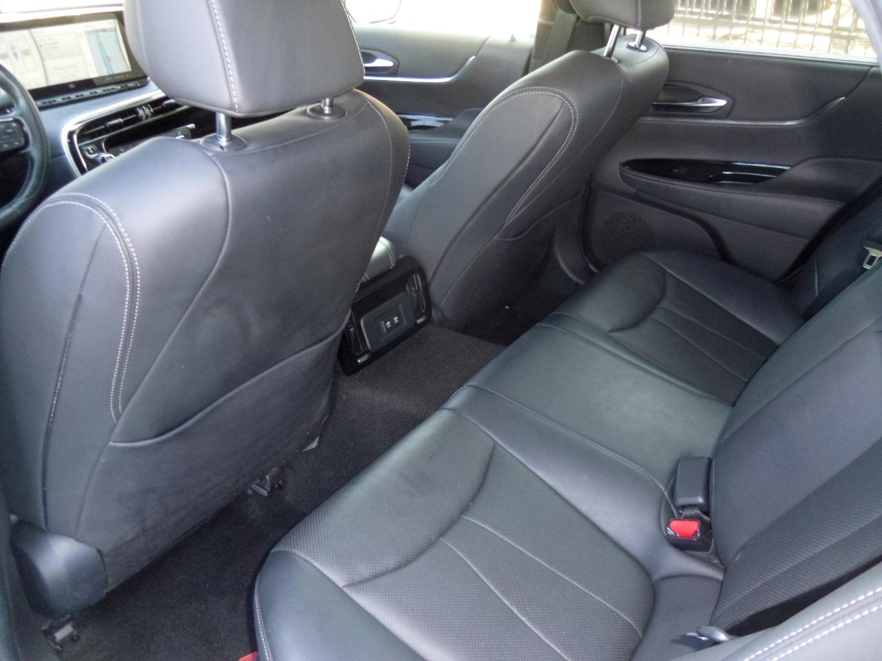 Toyota Mirai Limited Sedan 2021