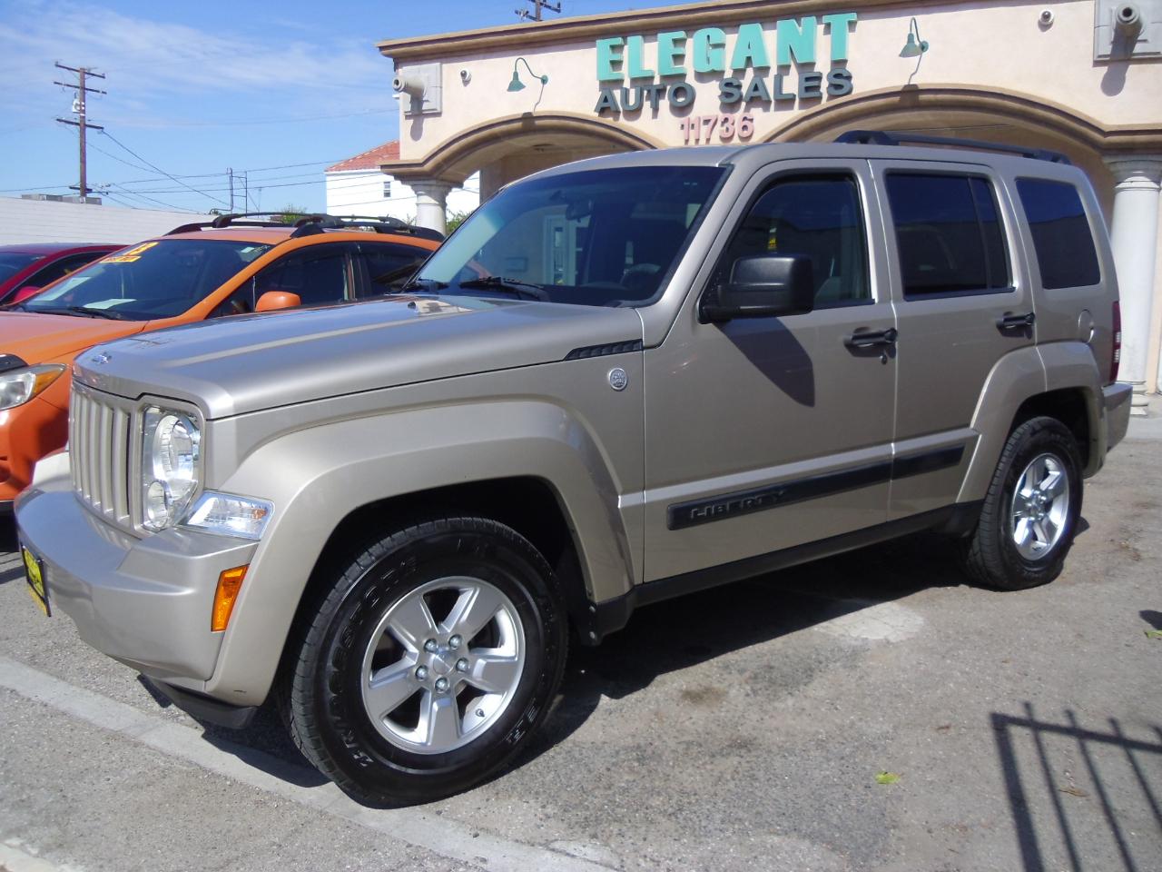 Jeep Liberty 4WD 4dr Sport 2010