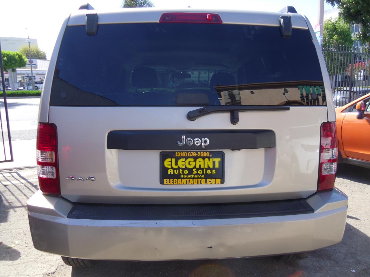 Jeep Liberty 4WD 4dr Sport 2010