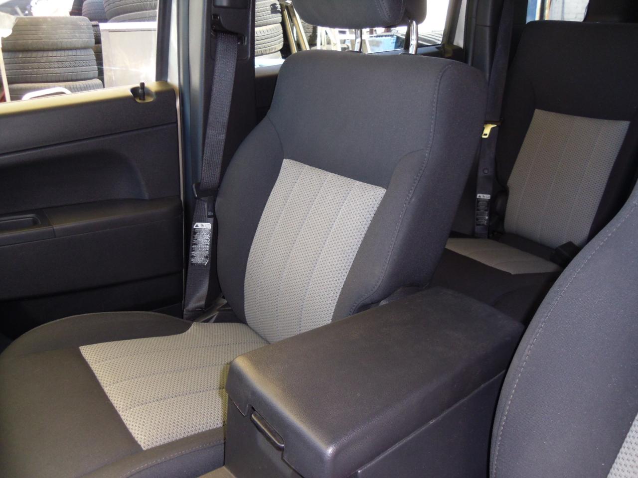 Jeep Liberty 4WD 4dr Sport 2010
