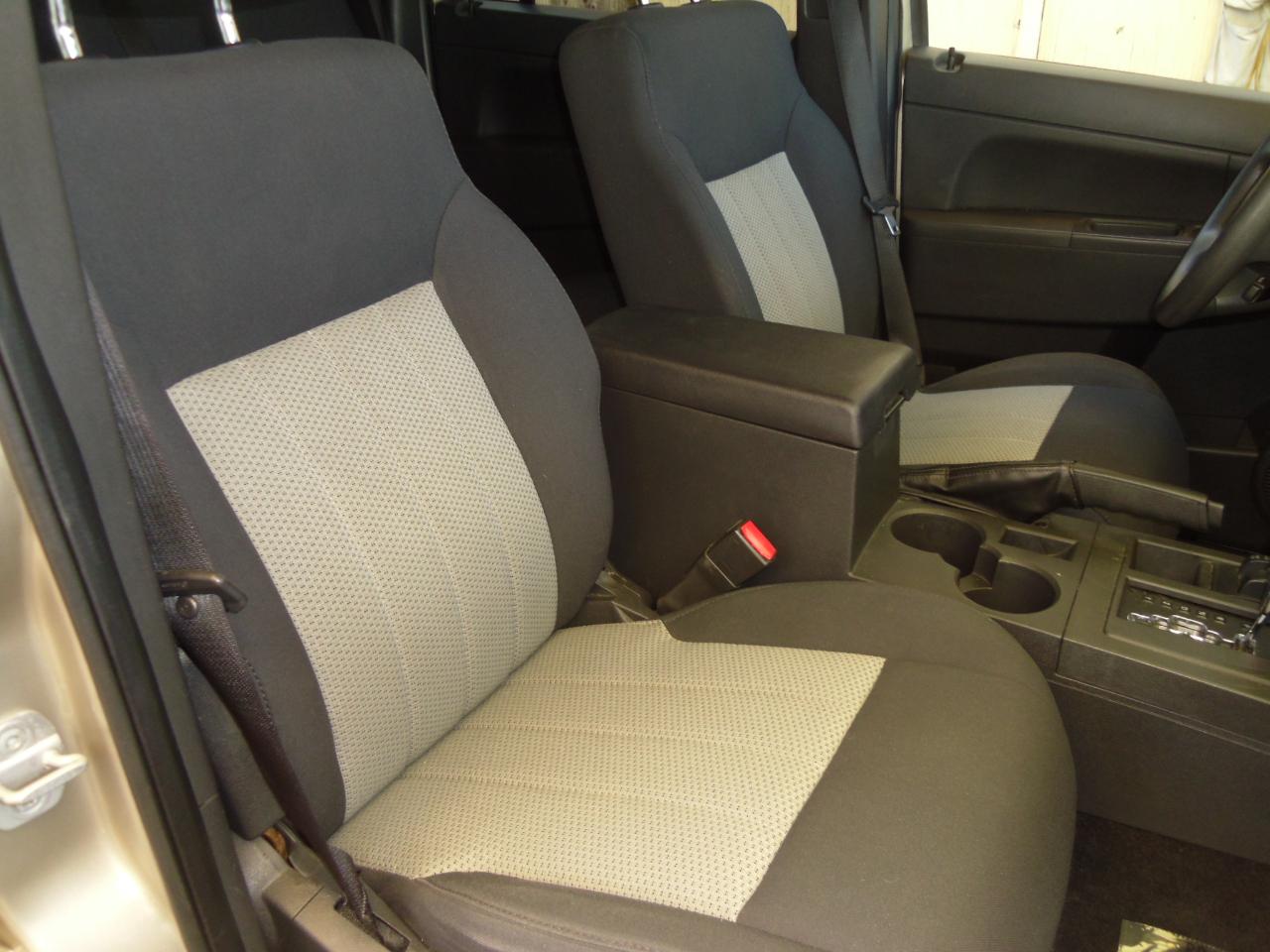 Jeep Liberty 4WD 4dr Sport 2010