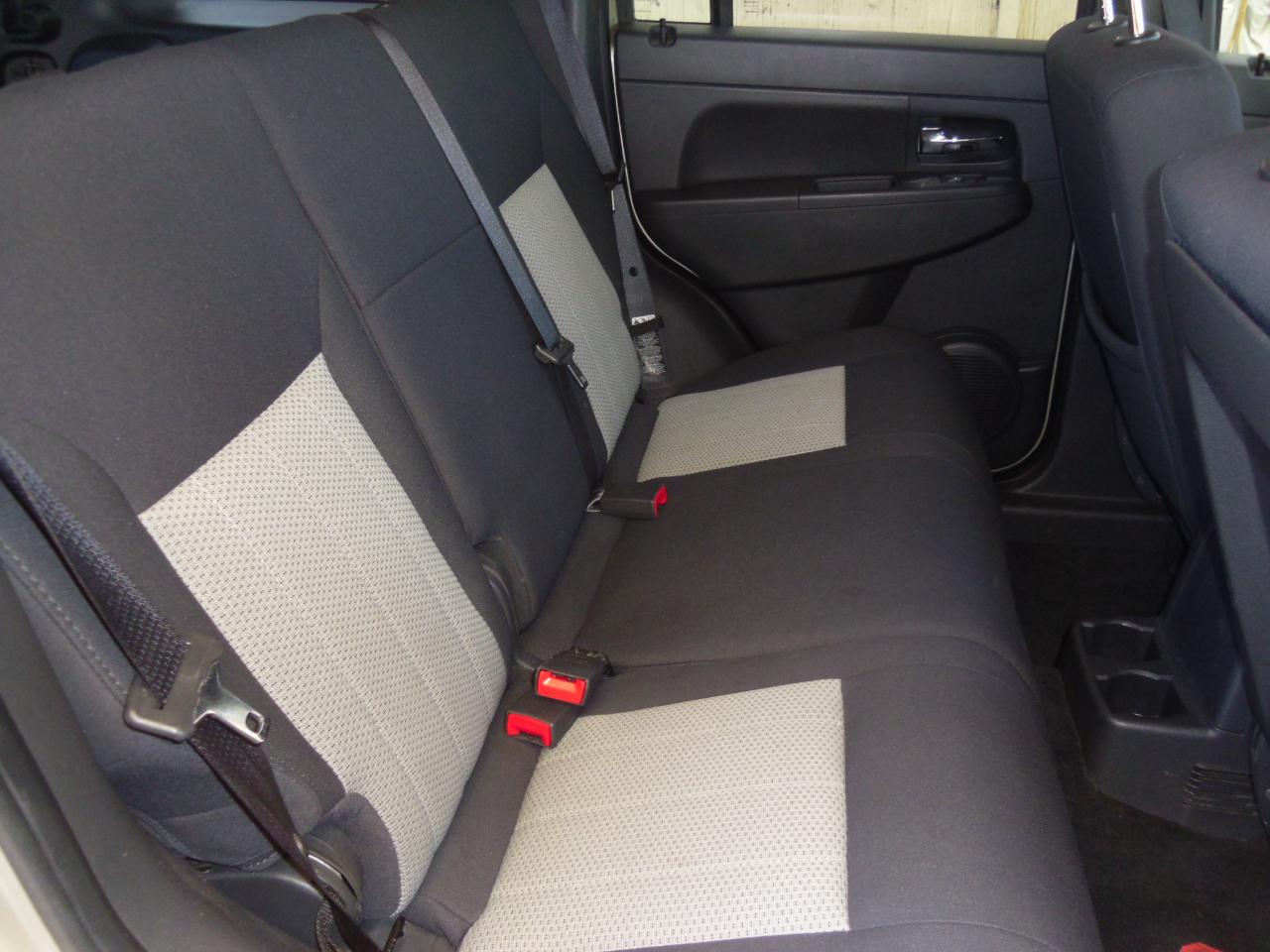 Jeep Liberty 4WD 4dr Sport 2010