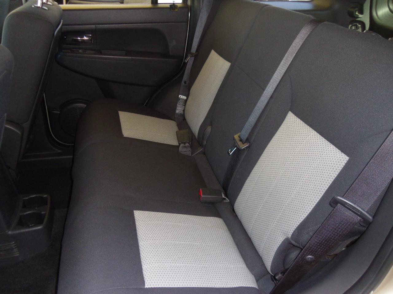 Jeep Liberty 4WD 4dr Sport 2010