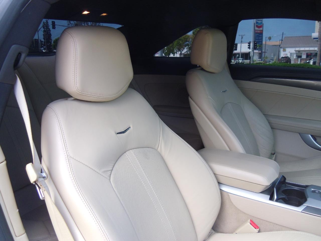 Cadillac CTS Coupe 2dr Cpe Performance AWD 2011