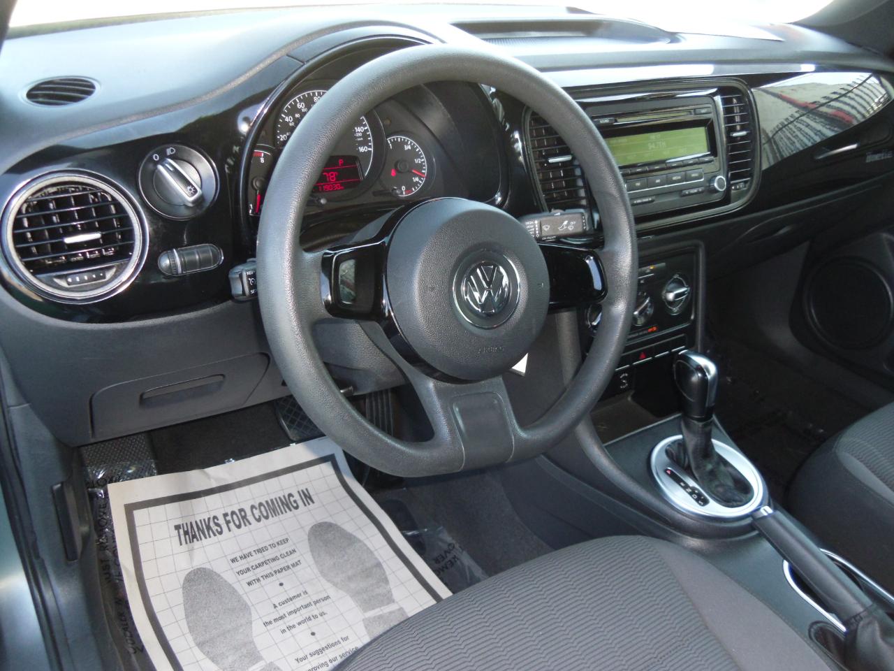 Volkswagen Beetle 2dr Cpe Auto Entry PZEV *Ltd Avail* 2012