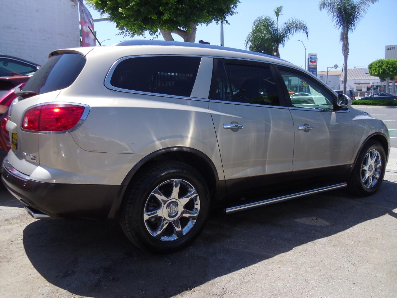 Buick Enclave FWD 4dr CXL 2009