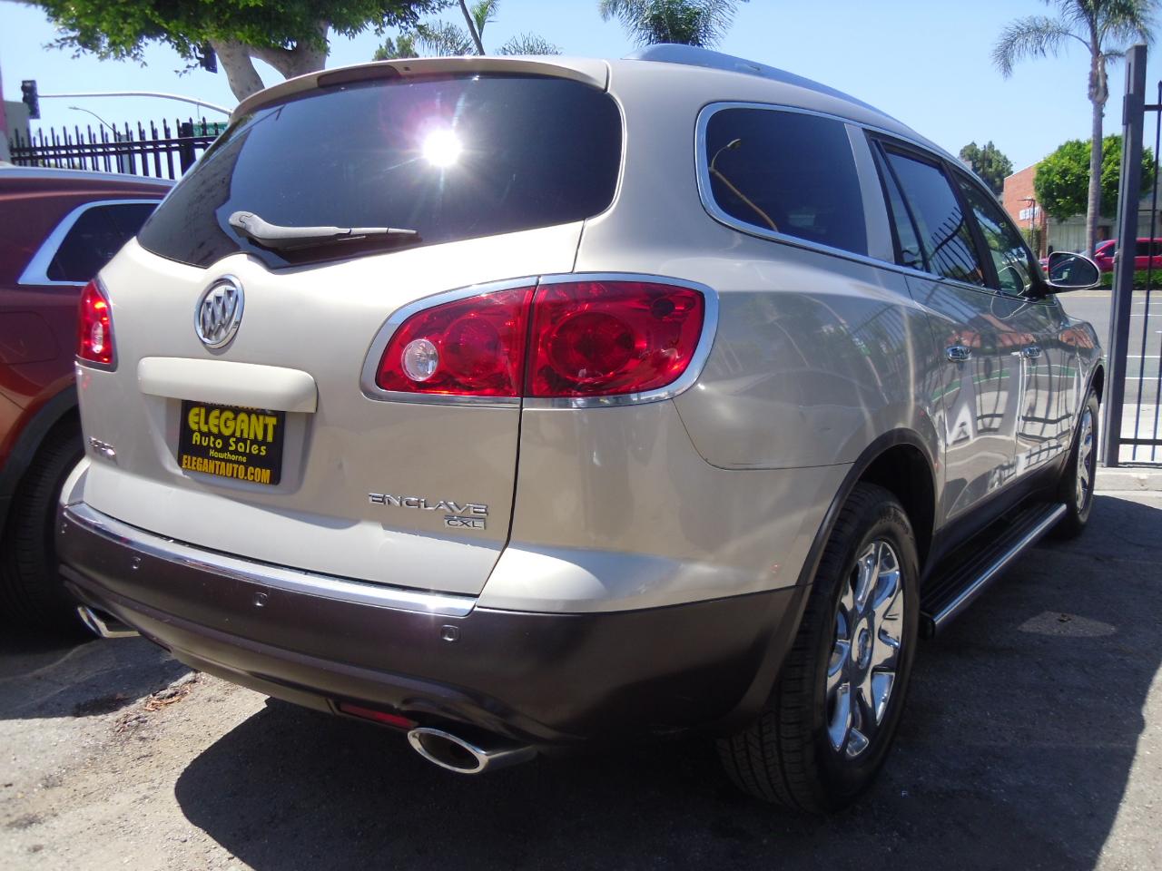 Buick Enclave FWD 4dr CXL 2009