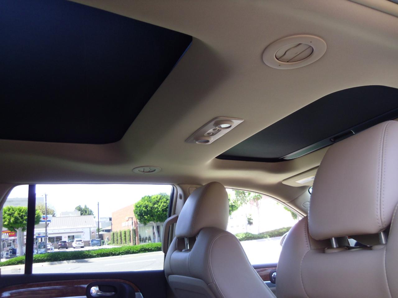Buick Enclave FWD 4dr CXL 2009